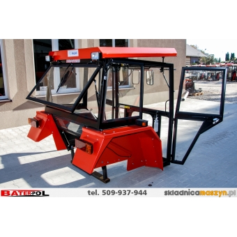 Kabina C-330 NAGLAK TUR metal błotniki kanciaste,oświetlenie